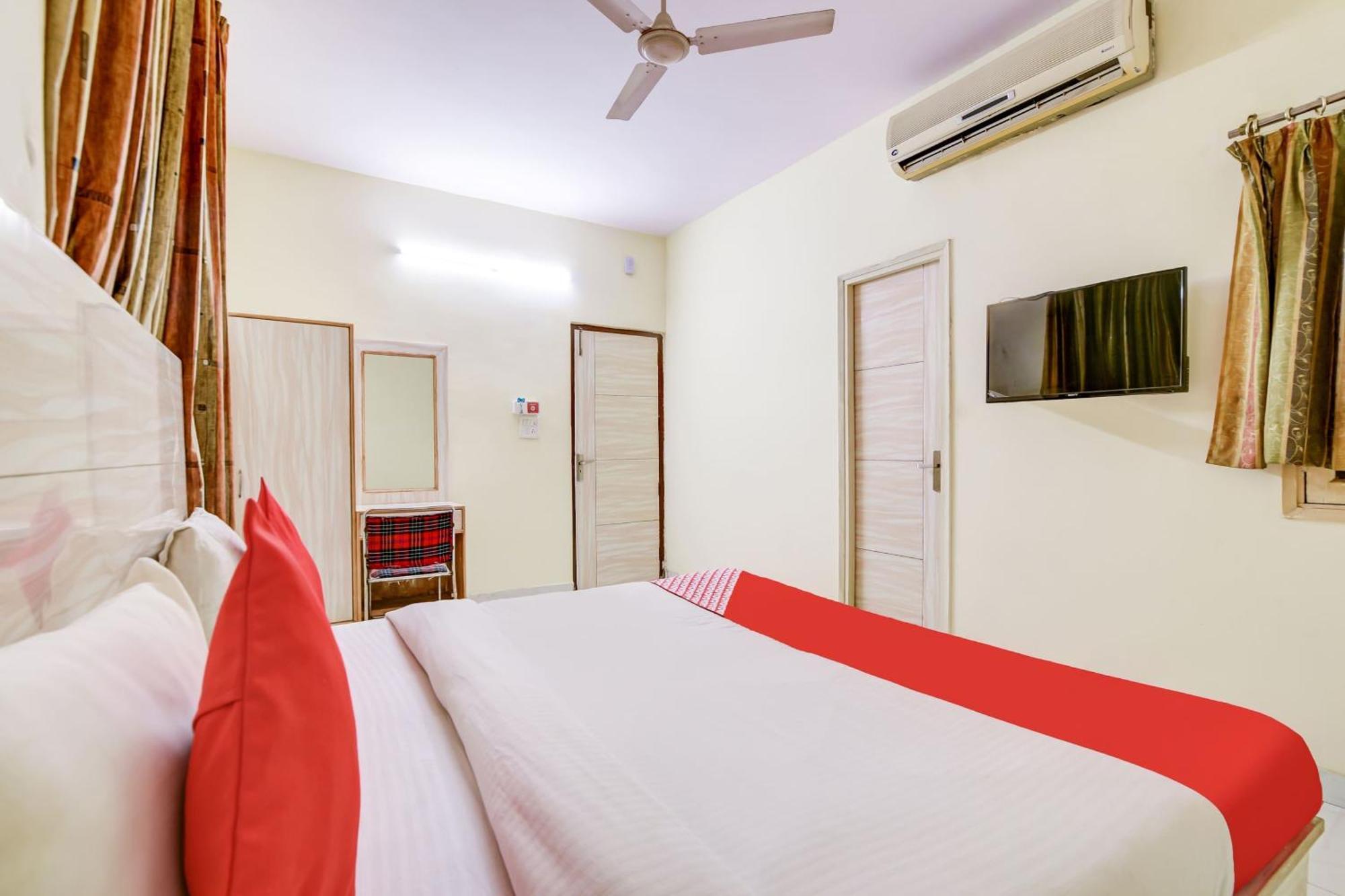 Hotel O 74192 Vishwakarma Palace Δελχί Εξωτερικό φωτογραφία